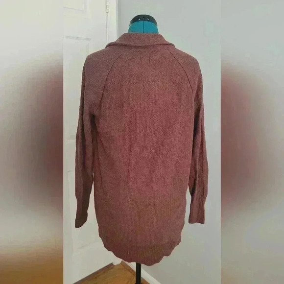 NWT GAP Size M Merino Wool Blend Cardigan - Picture 3 of 5